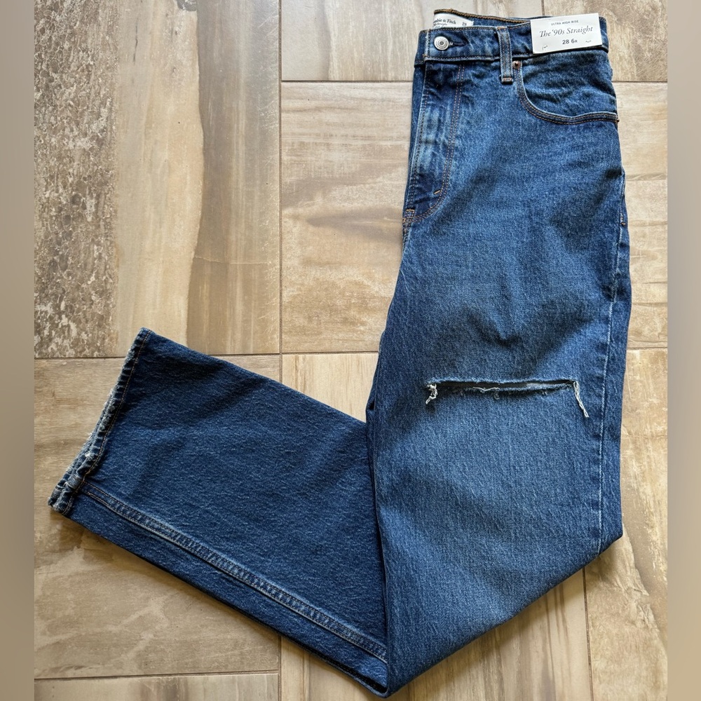 Abercrombie & Fitch Ultra High Rise jeans